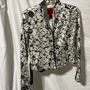 JS Collections 12 💯silk button down black/white flare long sleeve euc worn once